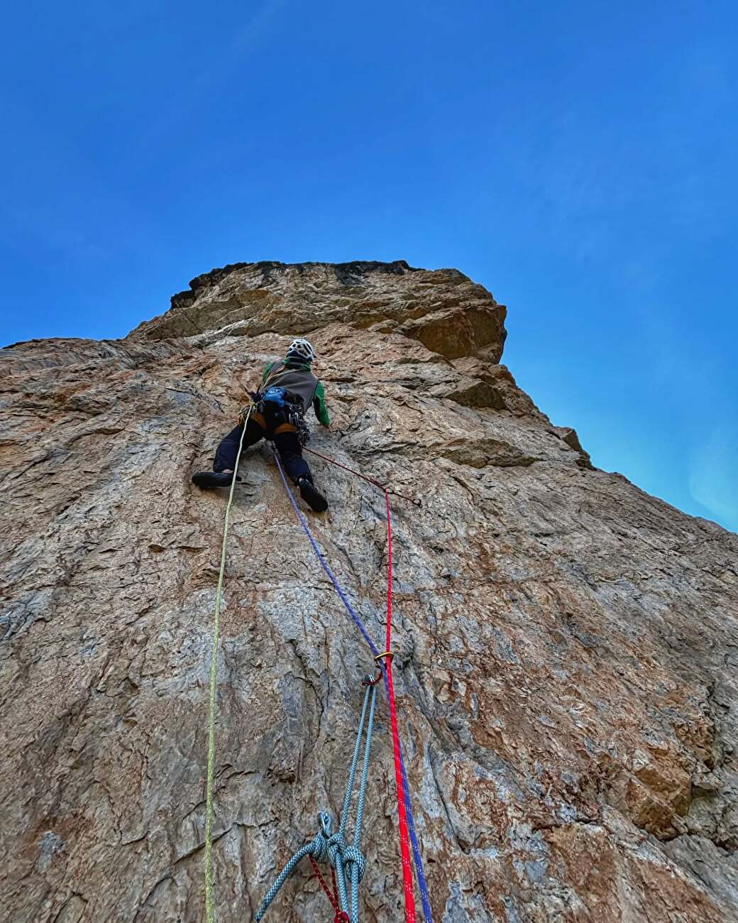 Corna Rossa, Brenta Dolomites, Andrea Rosà, Francesco Salvaterra