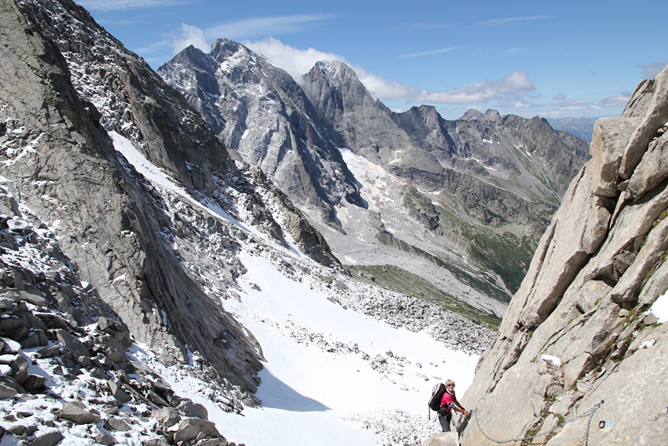 Capanna di Sciora, Val Bondasca