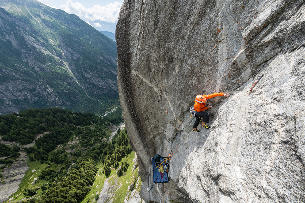 Joy Division Qualido, Val di Mello, Jonas Schild, Thomas Schmid