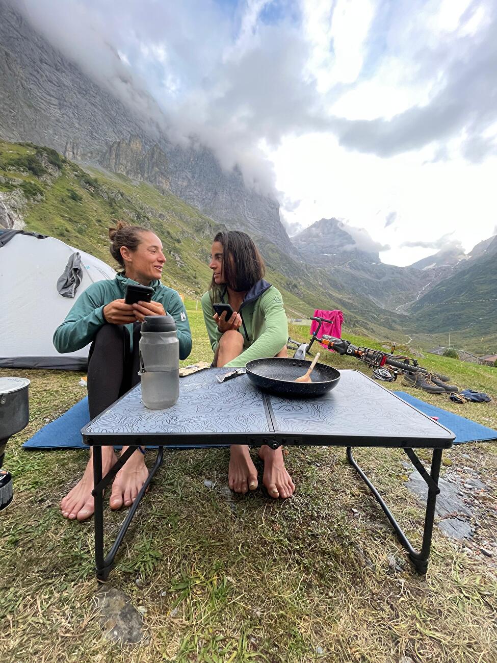Reissend Nollen Wenden, South 6, Aurélia Lanoë, Silvia Loreggian