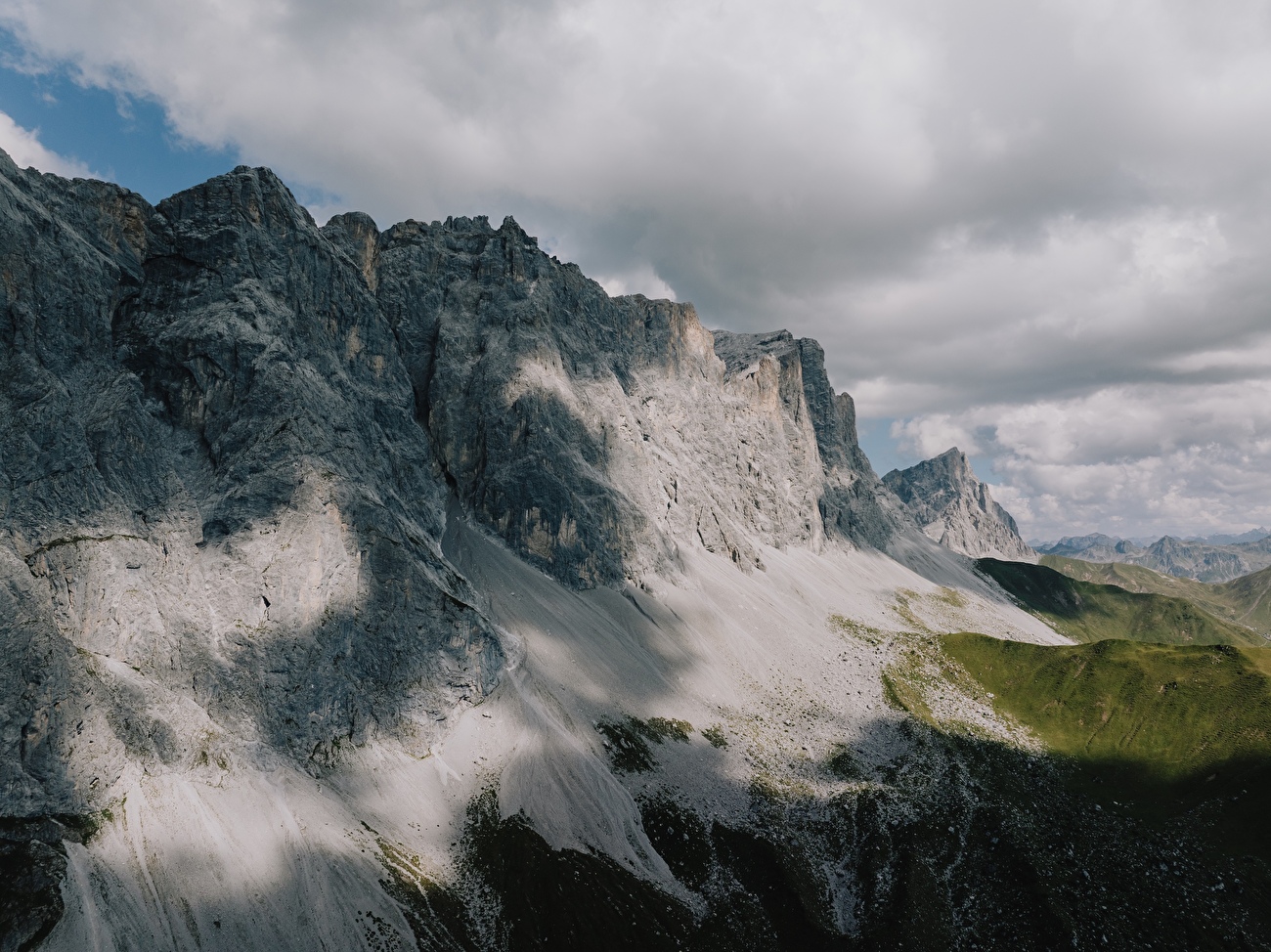 Drusenfluh Rätikon, South 6, Aurélia Lanoë, Silvia Loreggian