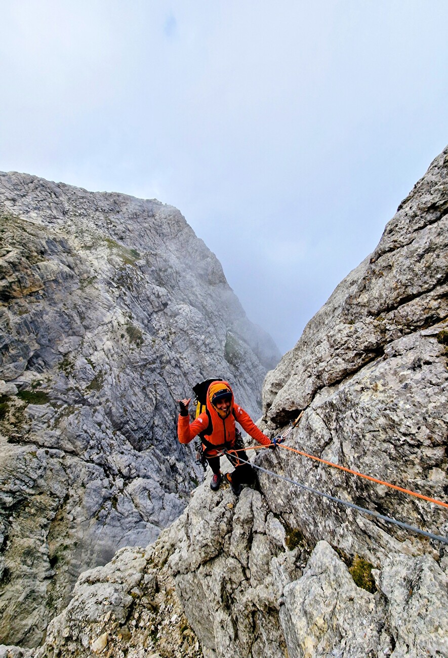 Gran Sasso Corno Grande Vetta Orientale IV Pilastro, Marco Malcangi, Fay Manners