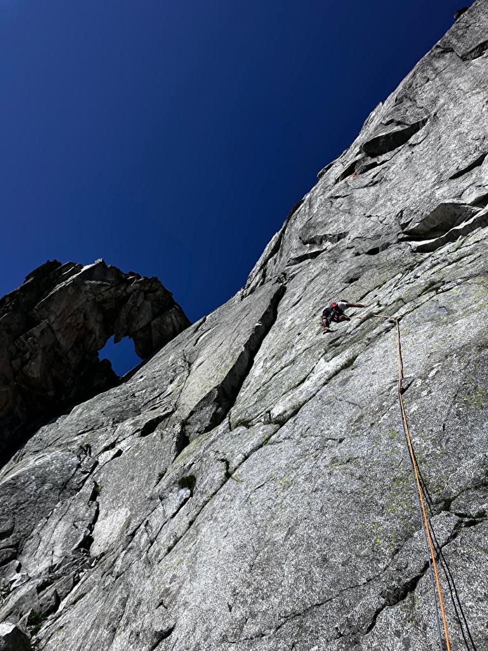 Lupi solitari, Rocca di Nambrone, Presanella