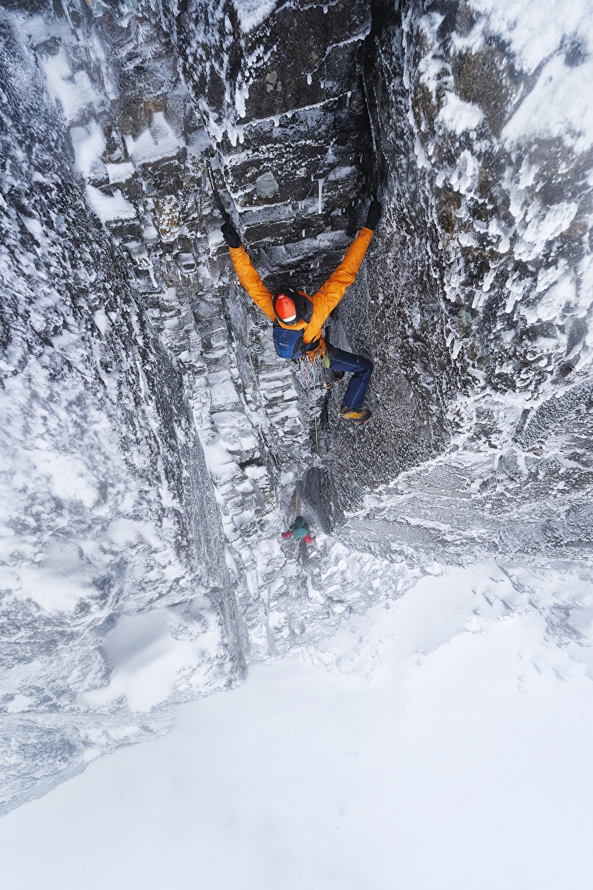 The Great Mixed Climbs of Scotland di Guy Robertson e Hamish Frost