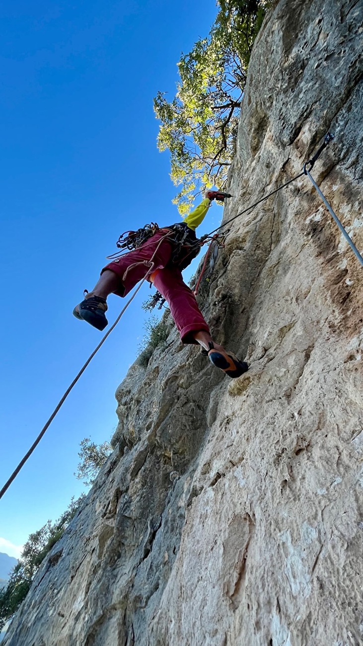 'Anni Luce', Scoglio Sant'Angelo, Central Appennines , Luca Gasperini, Sebastiano Zadotti