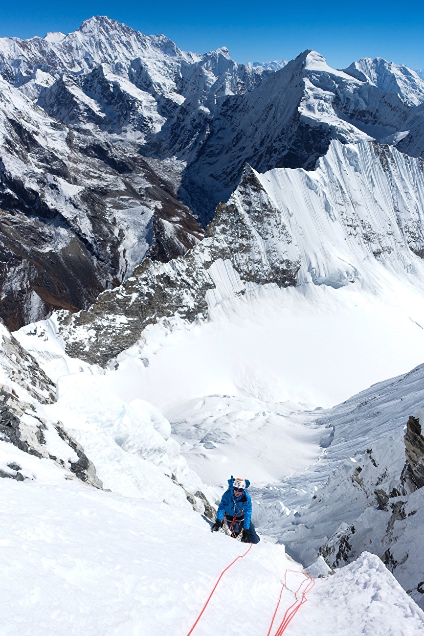 Kimshung, Nepal, François Cazzanelli, Giuseppe Vidoni, Lukas Waldner, Benjamin Zörer Kimshung, Nepal, François Cazzanelli, Giuseppe Vidoni, Lukas Waldner, Benjamin Zörer