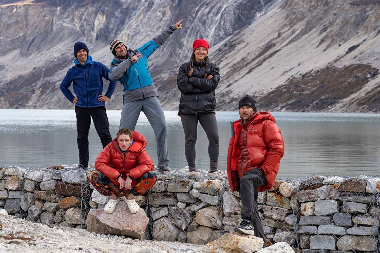 Manaslu, Natalia Belyankina, Kirill Eizeman, Sergey Kondrashkin, Vitaly Shipilov, Andrey Vasilyev