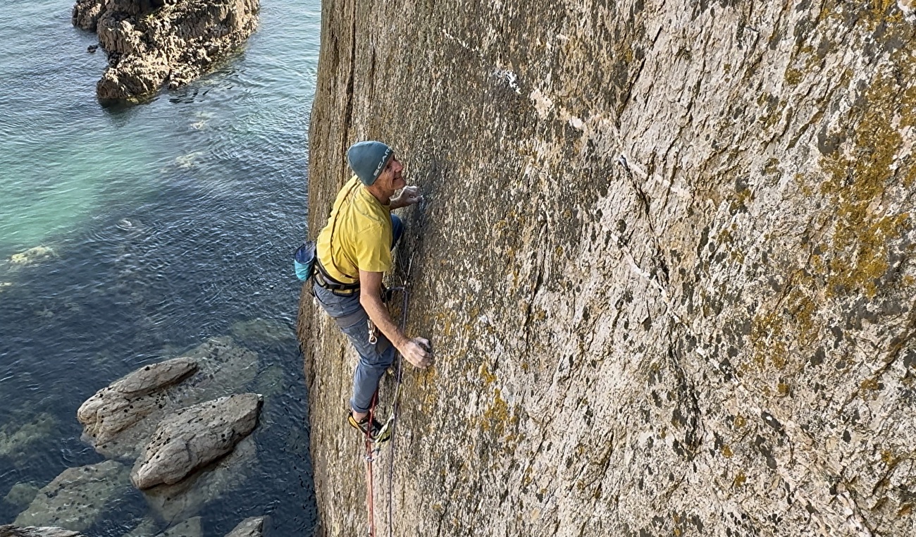 Rob Matheson The Bells The Bells, Gogarth, Galles