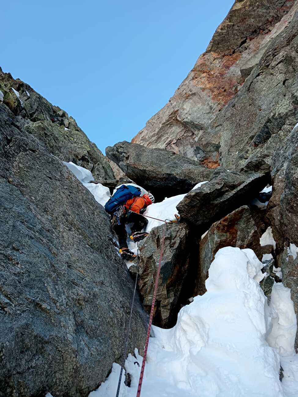Limbo Cima dei Camosci, Valle Gesso Marittime Alps, Matteo Cavallo, Jacopo Elia