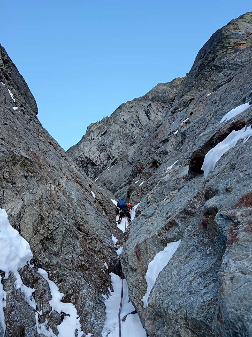 Limbo Cima dei Camosci, Valle Gesso Marittime Alps, Matteo Cavallo, Jacopo Elia