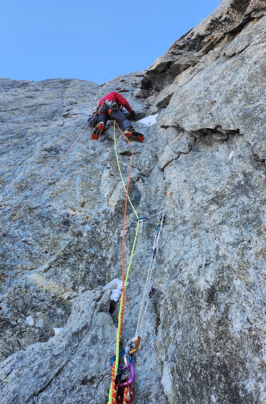 Aiguille de Triolet,  Tom Livingstone, Filippo Sala, Silvan Schüpbach