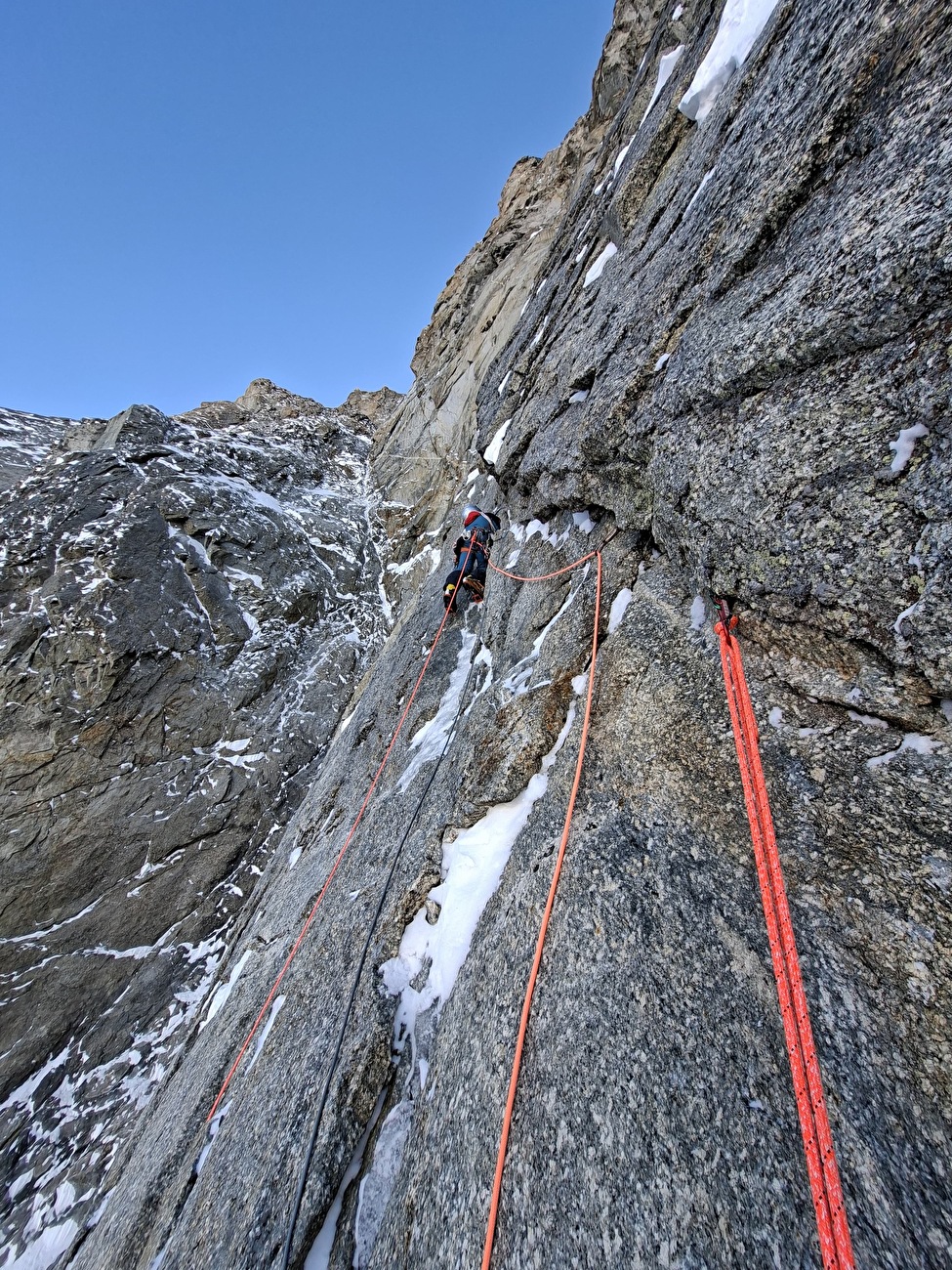 Grandes Jorasses Point Whymper, Léo Billon, Amaury Fouillade, Nicolas Jean, Enzo Oddo