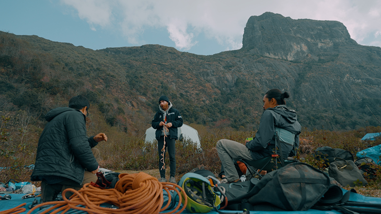 Cu Nhu San, Vietnam Luciano Brucoli, Phan Tuan Vinh, Nguyen Phan Nhat Thanh 