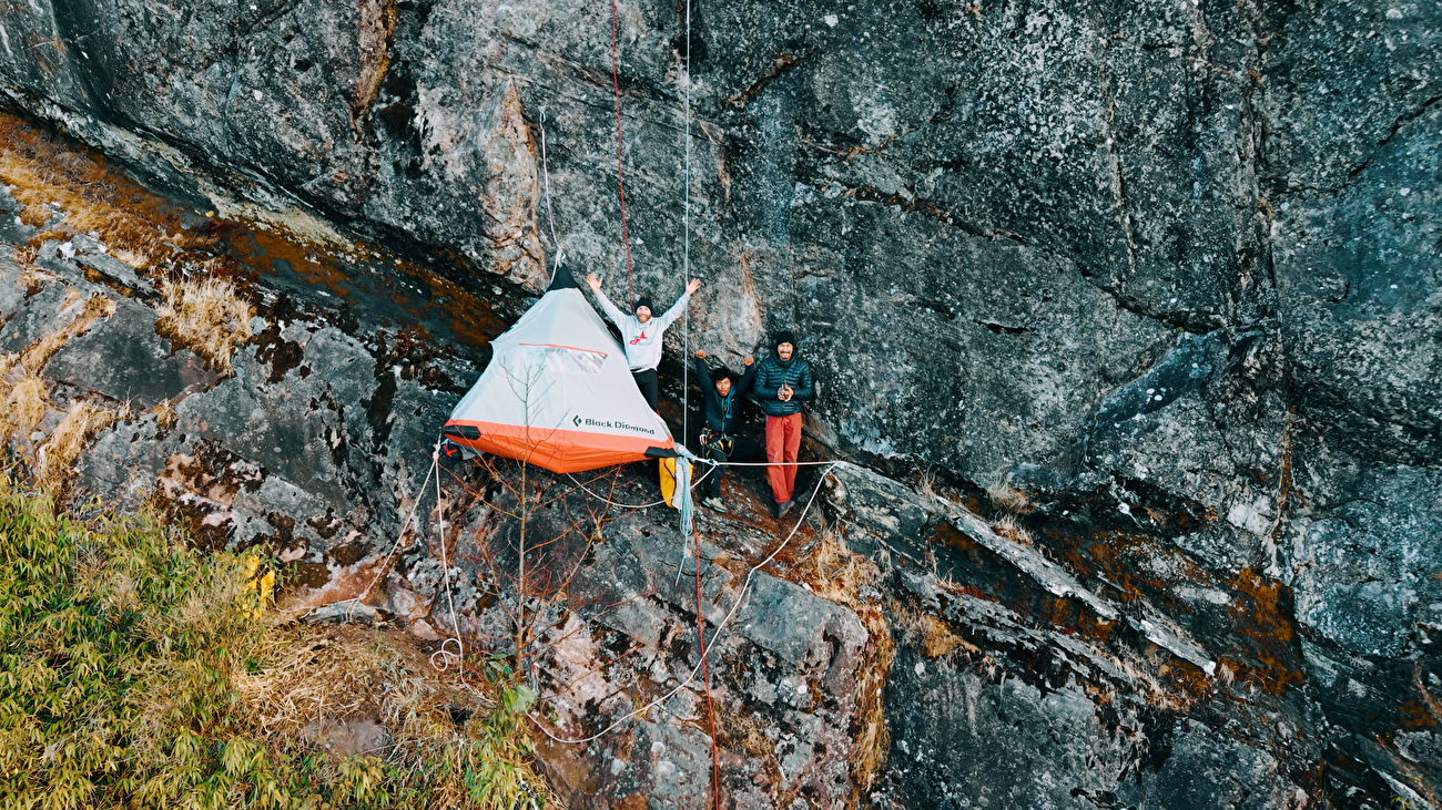 Cu Nhu San, Vietnam Luciano Brucoli, Phan Tuan Vinh, Nguyen Phan Nhat Thanh 