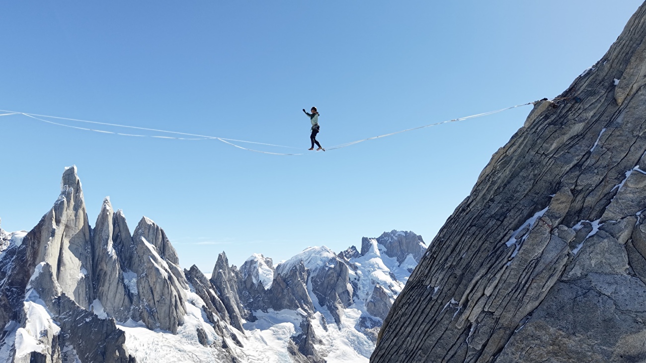 Highline de la S Fitz Roy Patagonia