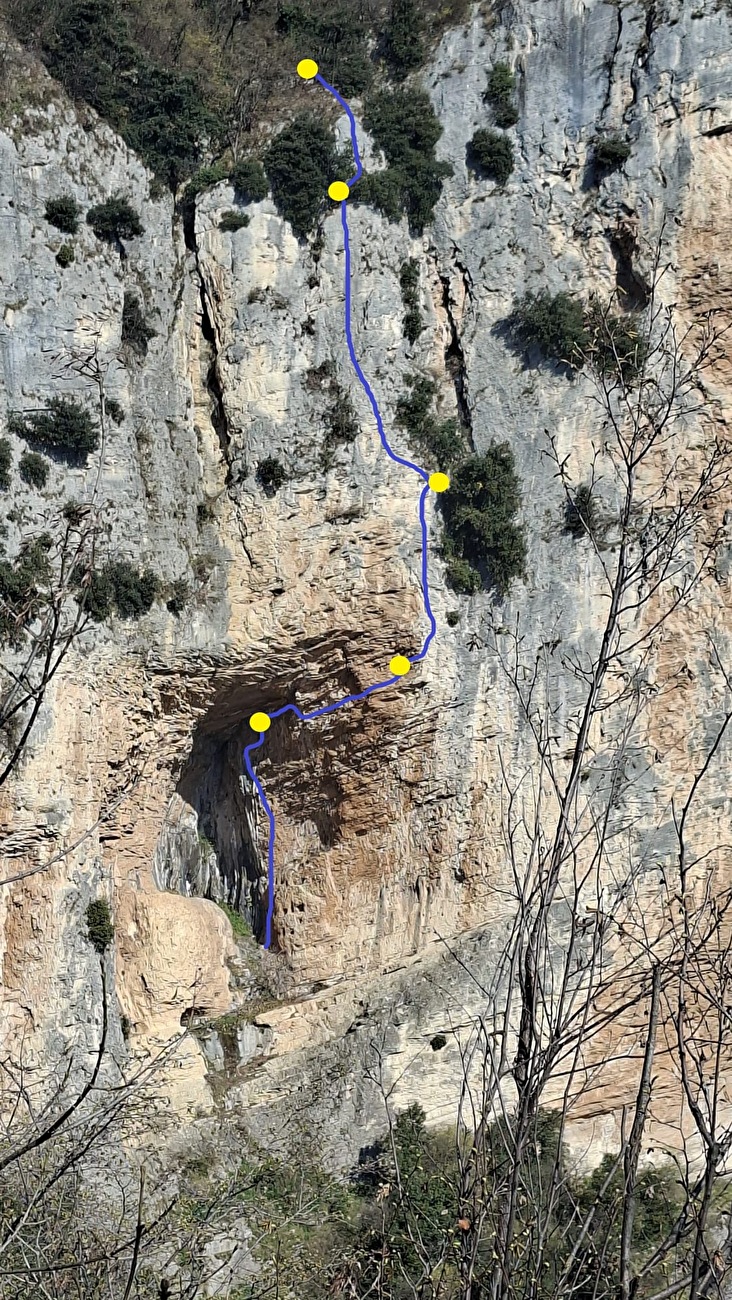 Stanza 237, Castel Presina, Val d’Adige, Cristina Oldrati, Matteo Rivadossi