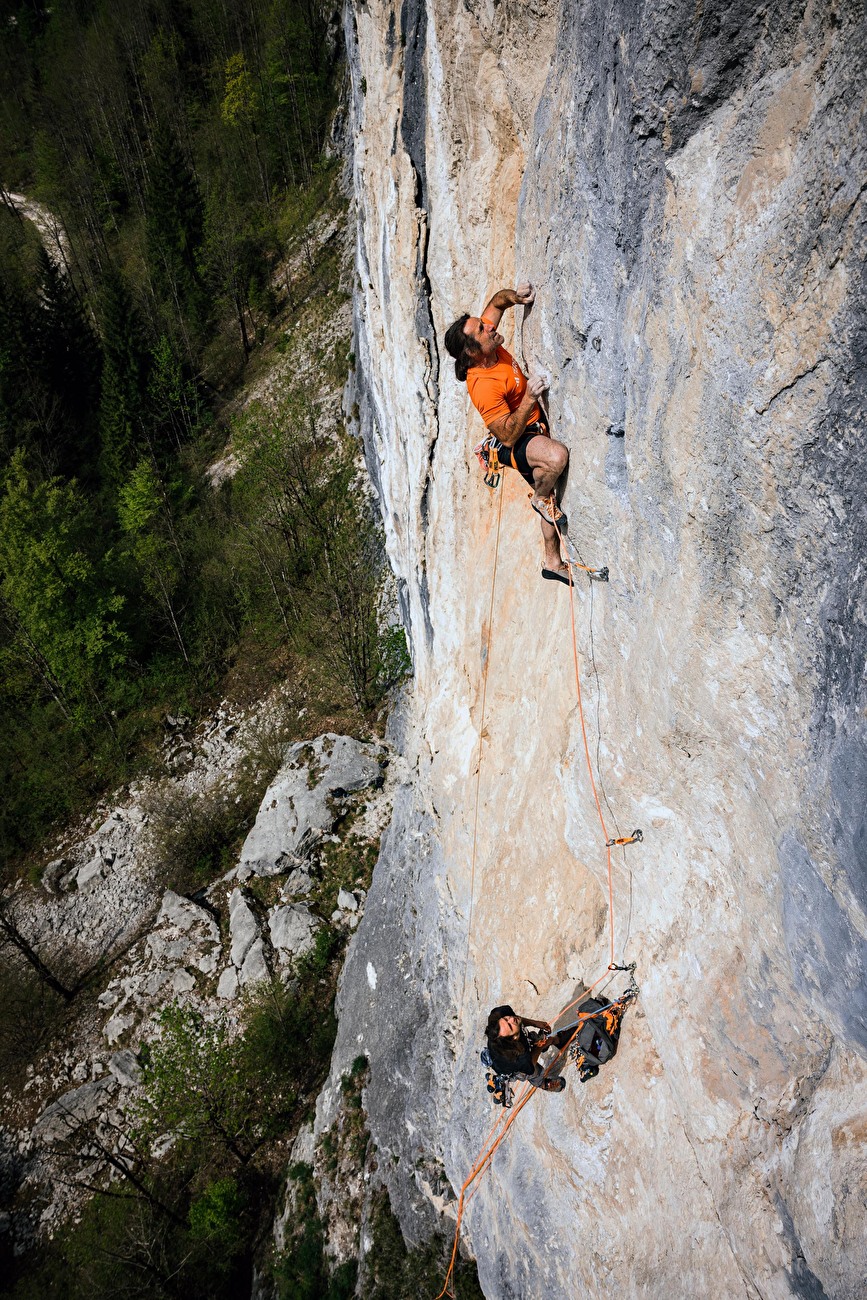 Alex Huber Feuersalamander Gösslerwand