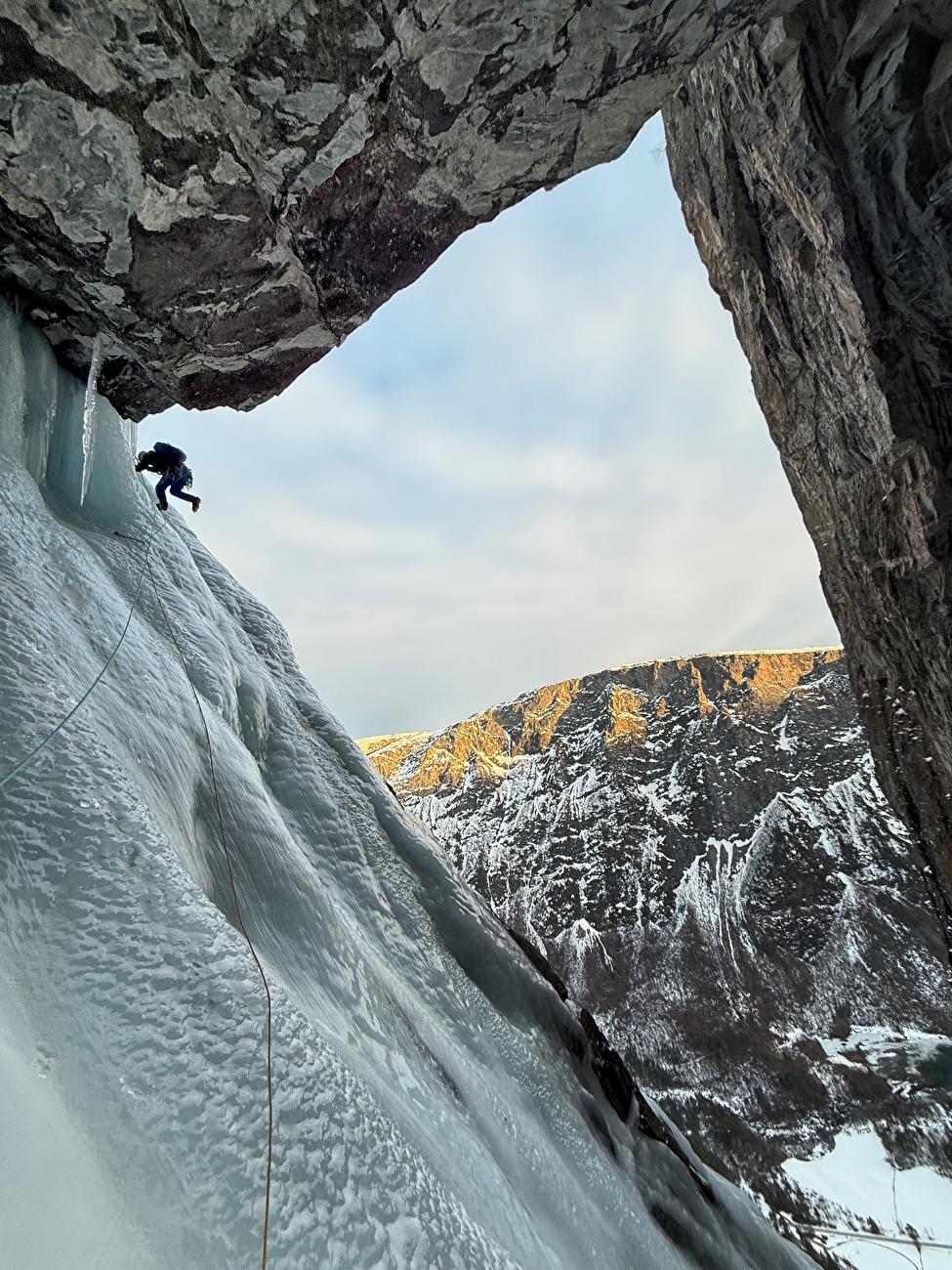Norway ice climbing, Ines Papert