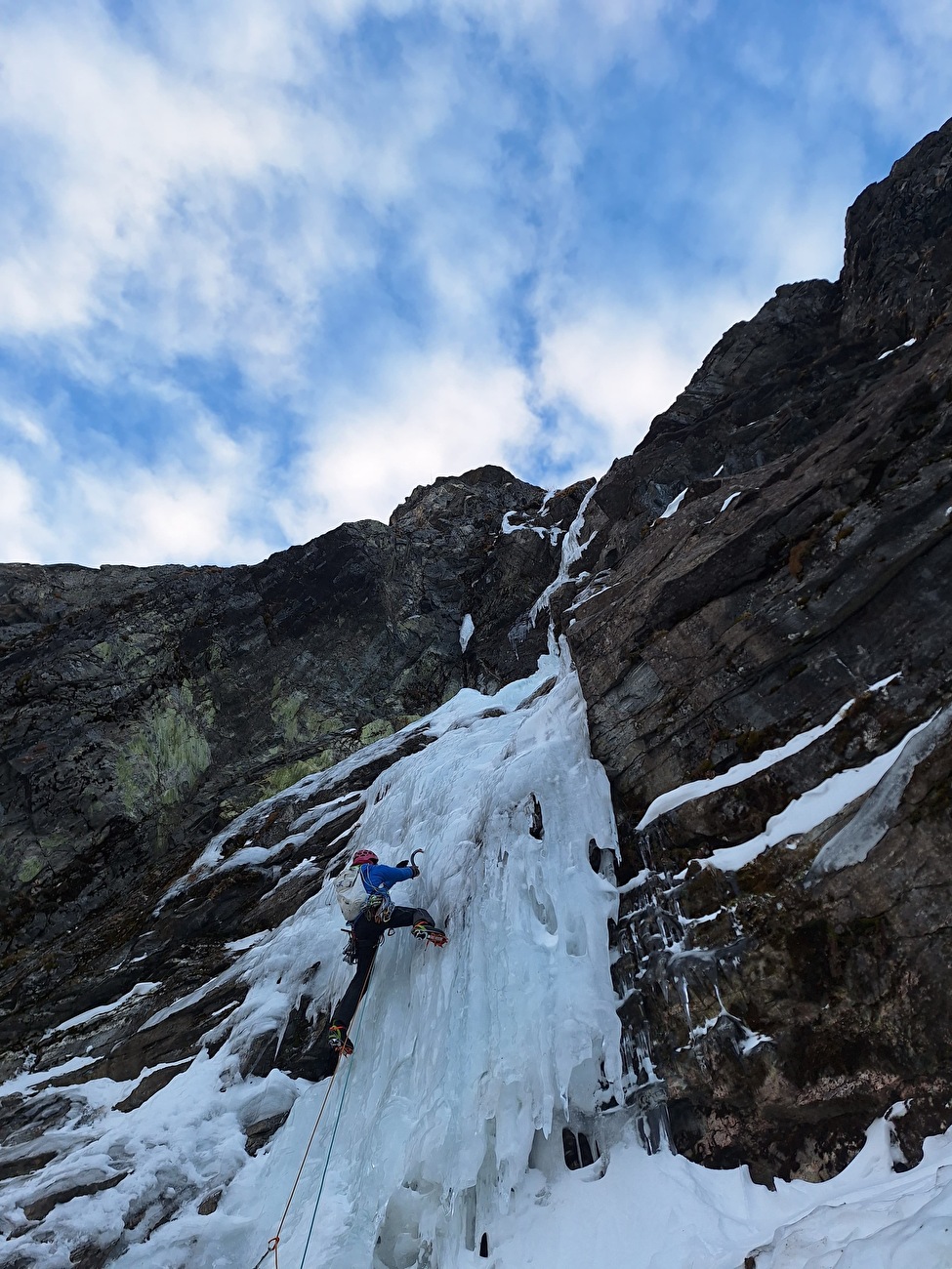 Norway ice climbing, Ines Papert