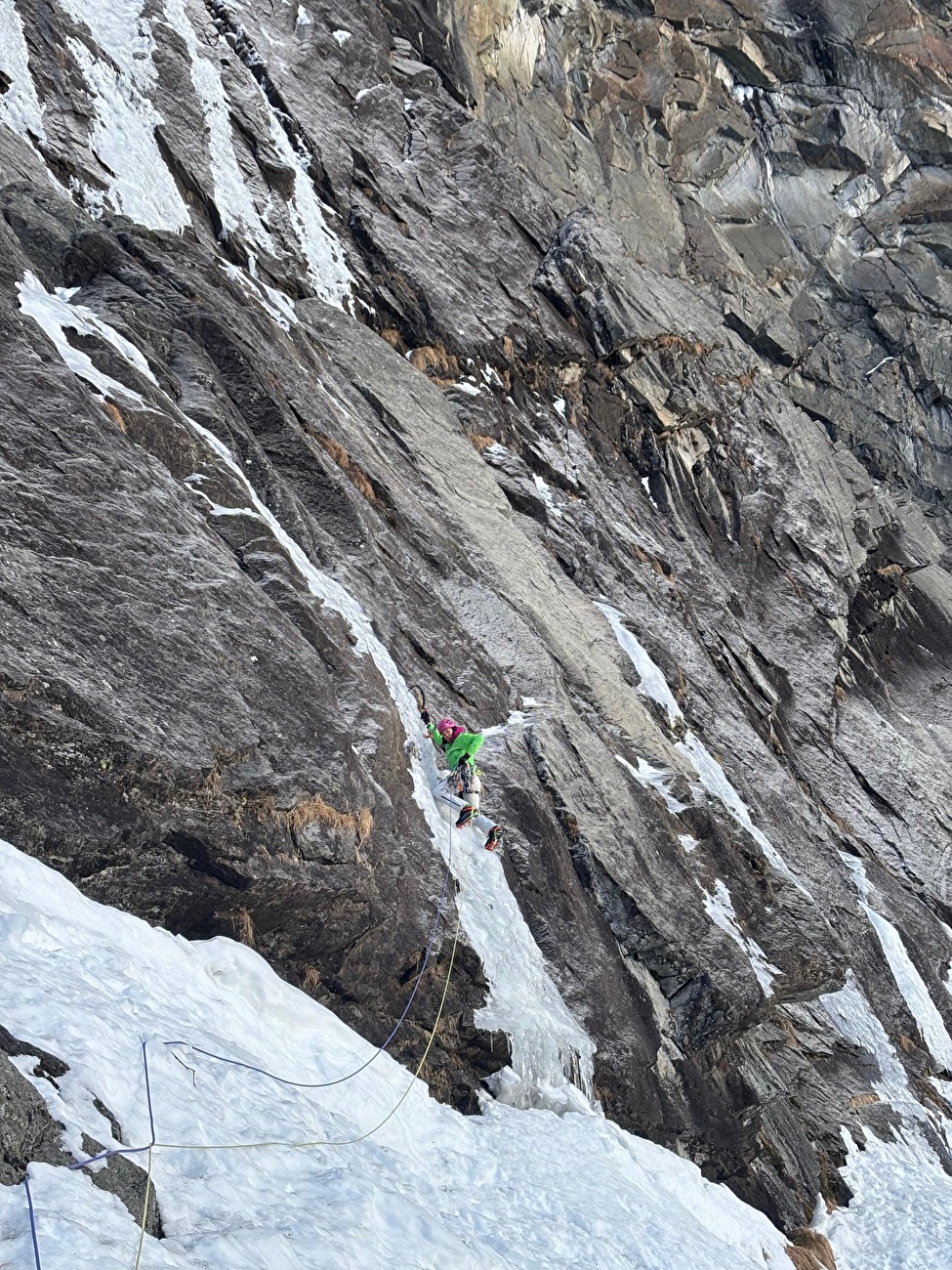 Norway ice climbing, Ines Papert