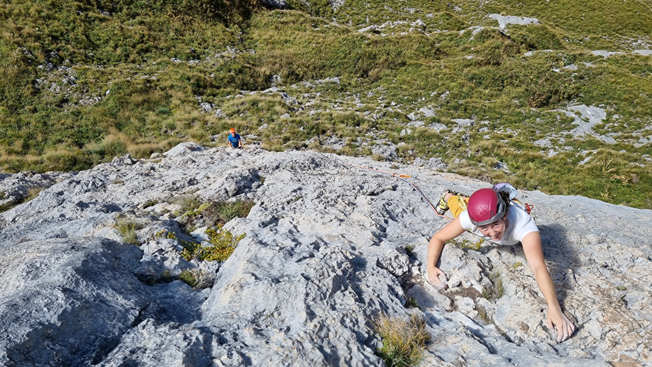 E la vita scorre! Cima Uomo, Dolomiti di Brenta, Luca Giupponi, Rolando Larcher