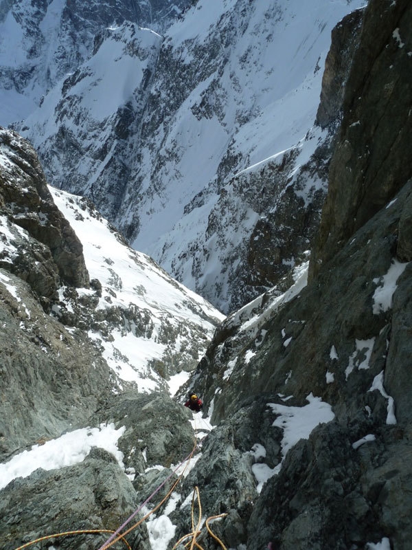 Follow the Gully - Barre des Ecrins