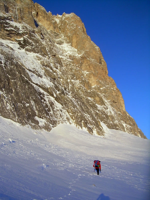 Pilastro Magno, Sassolungo, first winter ascent