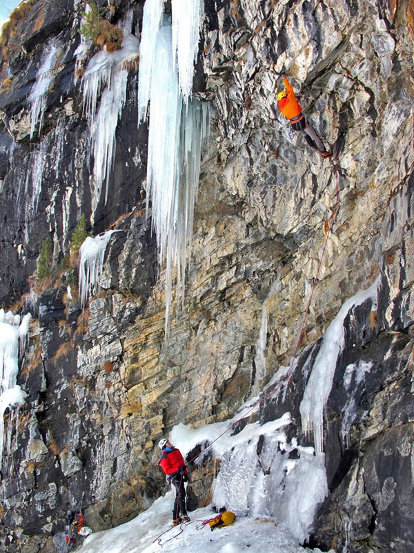 B&B – Azione indecente. Dry tooling at Cogne