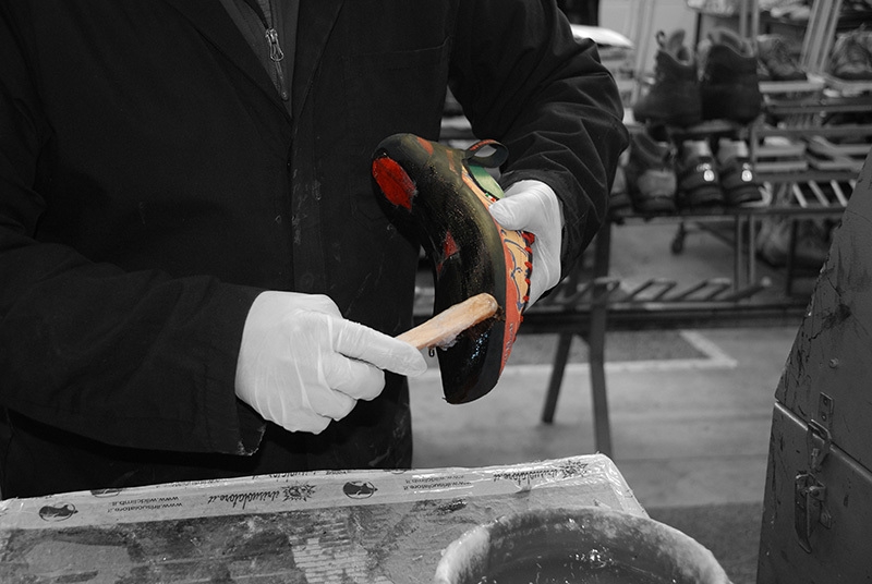 Resole scarpa deals climbing shoes