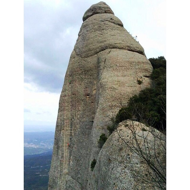 La reina de Escocia, Montserrat