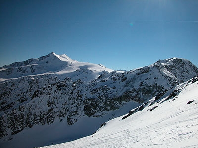 Cevedale: spring ski mountaineering