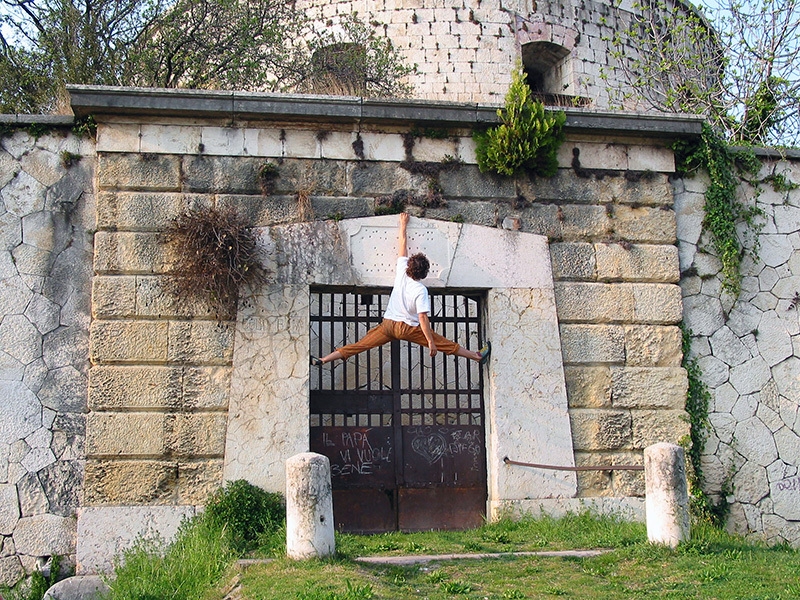 atTRAVERSO il Forte, mostra fotografica storica sull’arrampicata Veronese