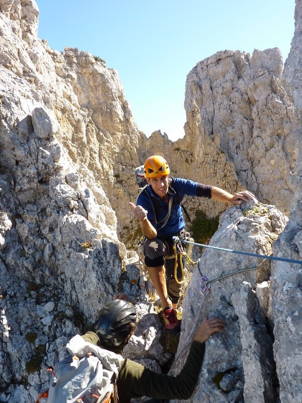 Guglia Torre di Lagunaz (P. San Lucano, Dolomiti) Via l'Uomo migliora il tempo