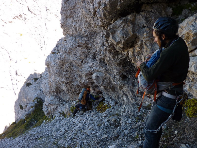 Guglia Torre di Lagunaz (P. San Lucano, Dolomiti) Via l'Uomo migliora il tempo