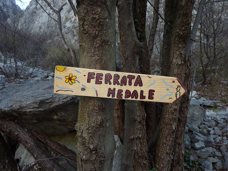 Via Asen all'Antimedale