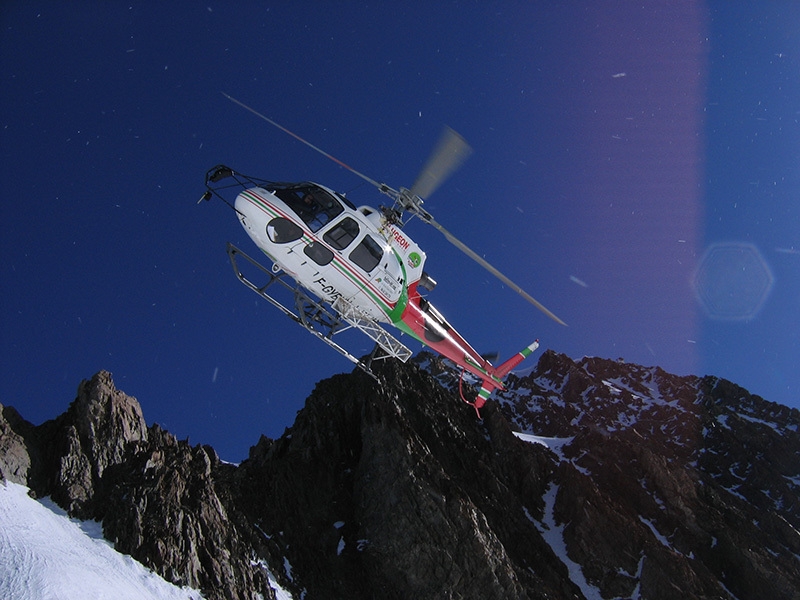 Heli-skiing