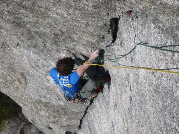 Luna nascente, Val di Mello