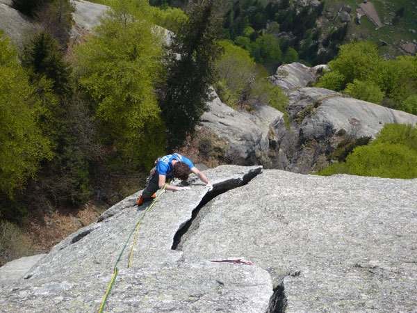 Luna nascente, Val di Mello