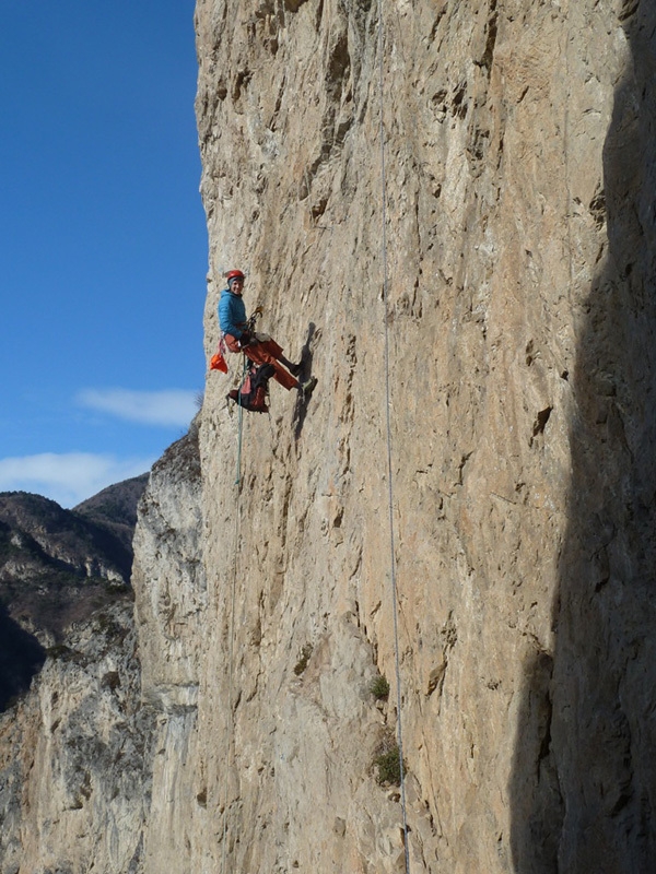 Neverending Wall, Parete Rossa Di Catteissard