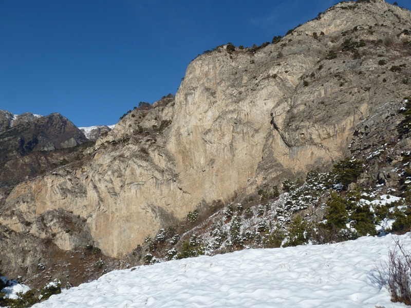 Neverending Wall, Parete Rossa Di Catteissard