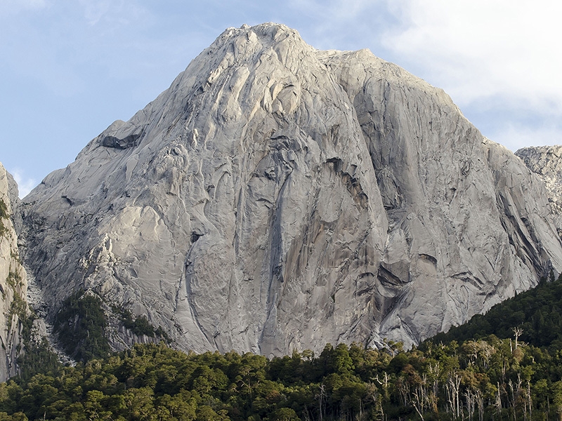 Cerro Trinidad Central, Cochamo valley, Patagonia, Cile, Josef Kristoffy, Martin Krasnansky, Vlado Linek