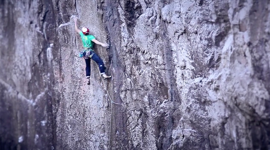 trad climbing, James Pearson, Pembroke, Wales