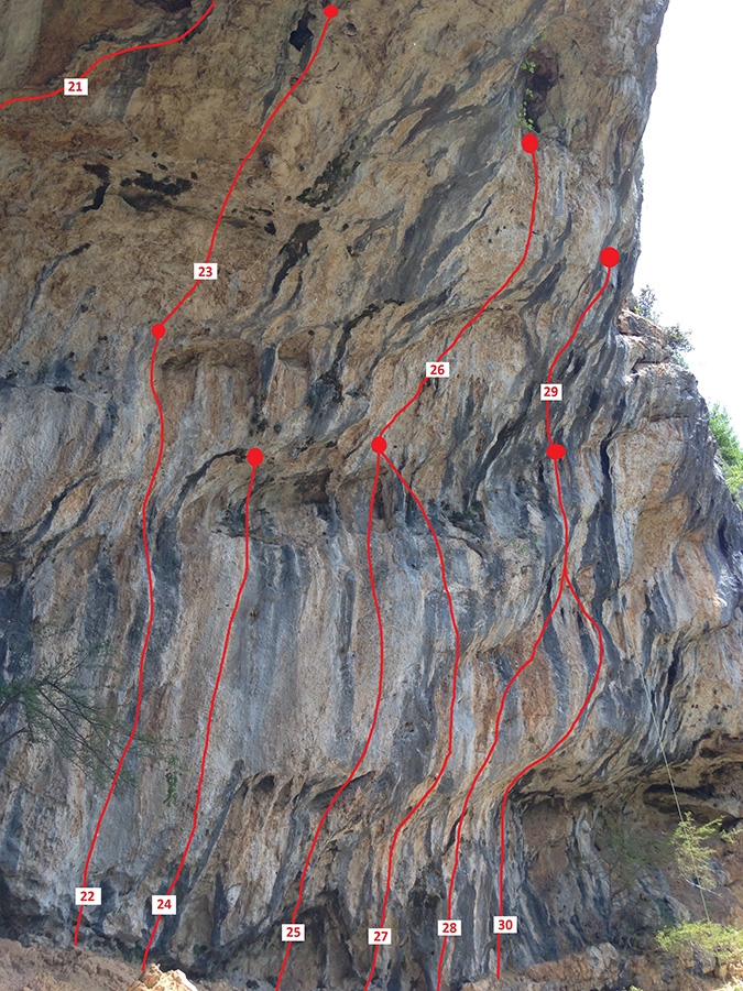 Climbing at Cueva di Collepardo