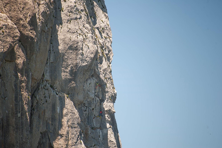 Vuoto a perdere, Rocca Busambra, Sicily, Giorgio Iurato, Massimo Flaccavento