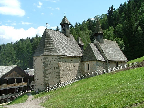Ritten South Tyrol walking trekking Italy