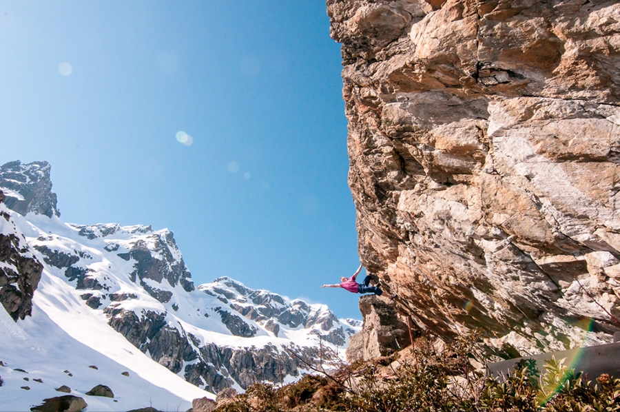 Martin Keller, Sustenpass, Switzerland, bouldering