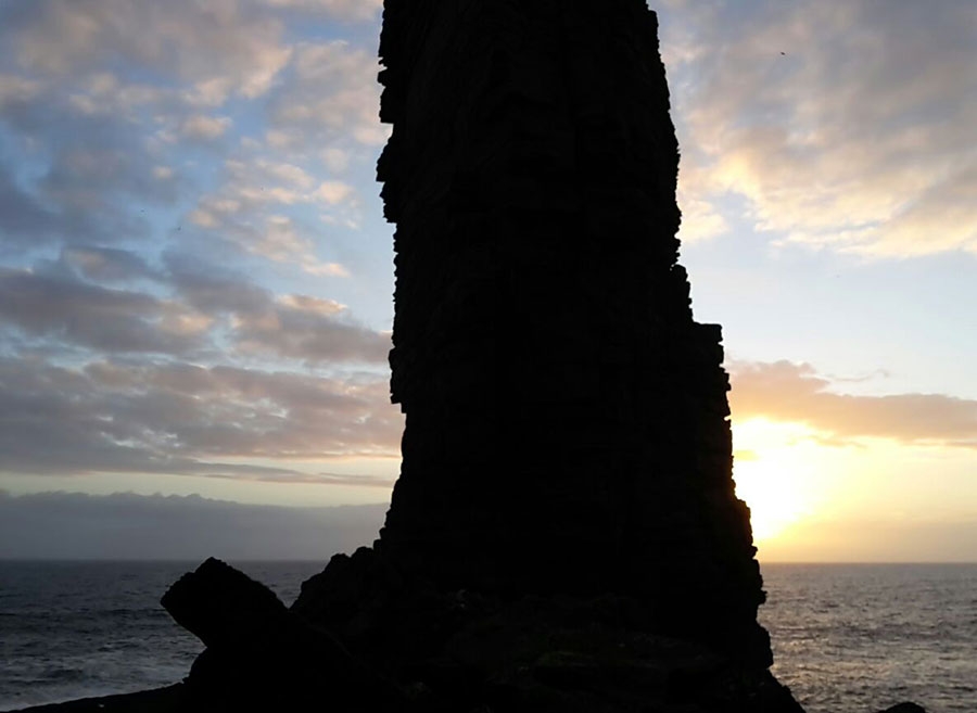 The Old Man of Hoy - Torvagando for Nepal