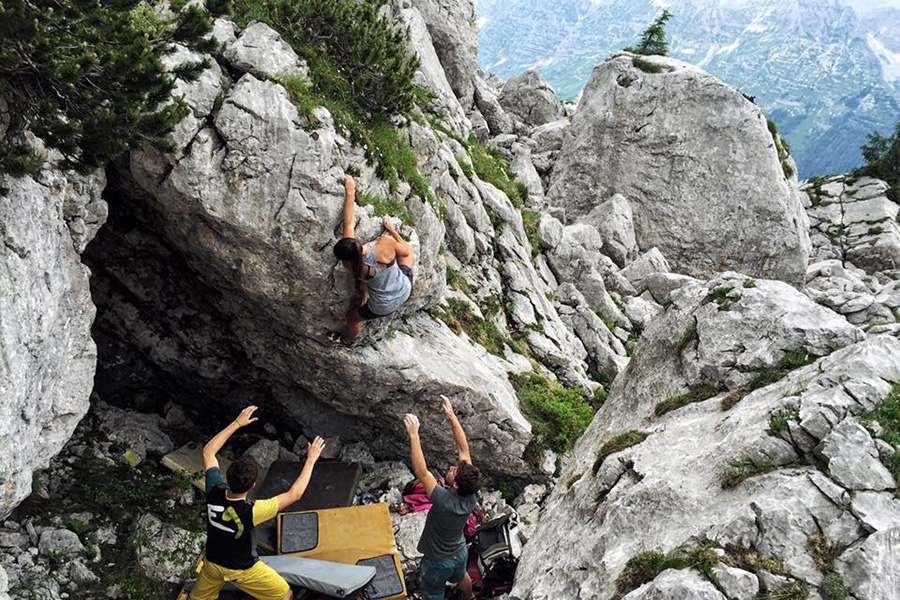 Bila Pec, boulder, Sella Nevea, Alpi Giulie, Friuli