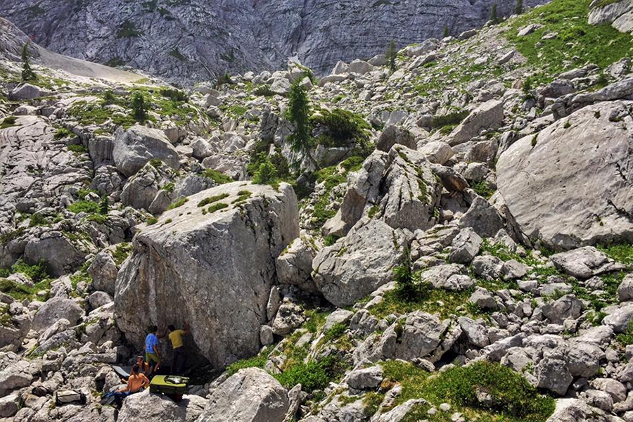 Bila Pec, boulder, Sella Nevea, Alpi Giulie, Friuli