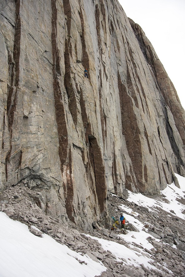 Baffin Island, Canada, Nicolas Favresse, Sean Villanueva, Matteo Della Bordella, Matteo De Zaiacomo, Luca Schiera